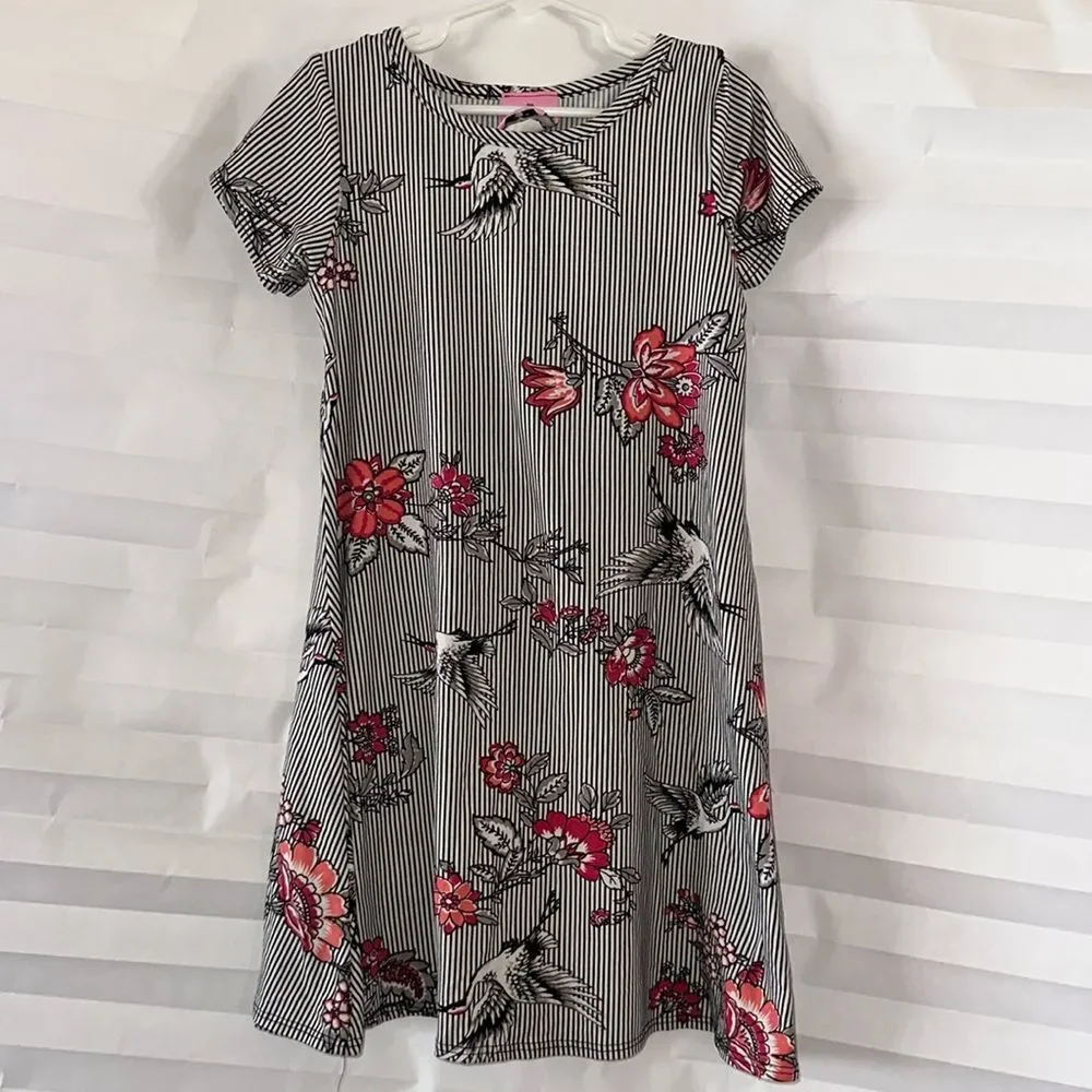 2 Tween Girls Pullover Dresses Size 7 Black White Stripe & Floral Pattern Casual